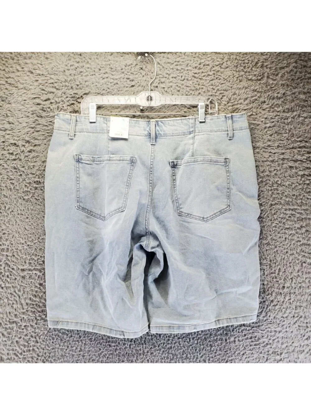 Time And Tru Shorts Womens 18 Light Blue High Rise Bermuda Relaxed Fit *NWT*